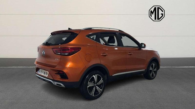 Usado MG ZS Comfort 106 CV (77 kW) 2025 Naranja SUV