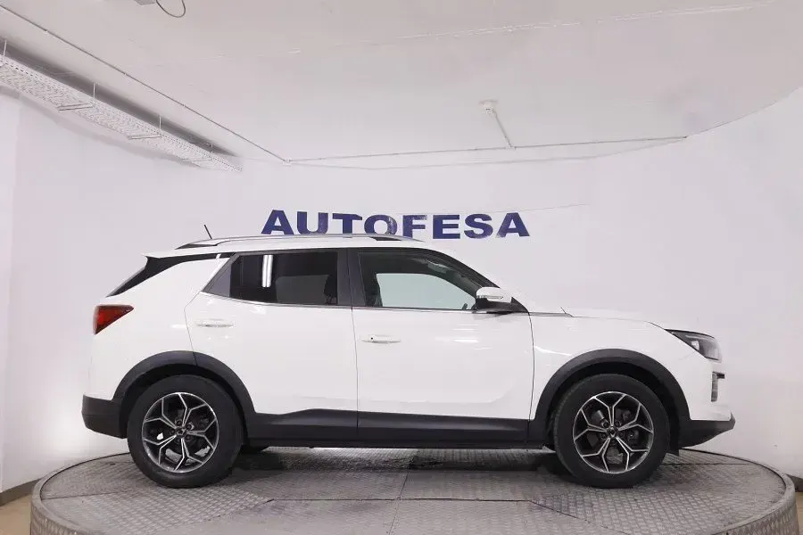 Usado SsangYong Korando 163 CV (119 kW) 2021 Blanco