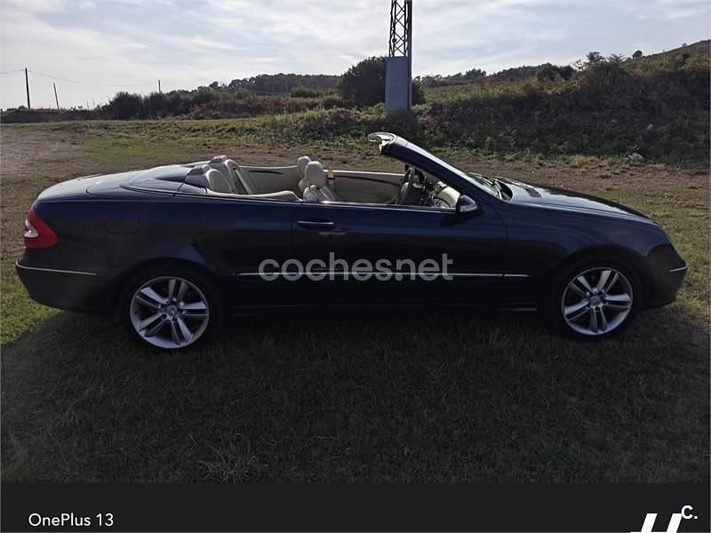 Usado Mercedes CLK320 Elegance 218 CV (160 kW) 2005 Azul Descapotable