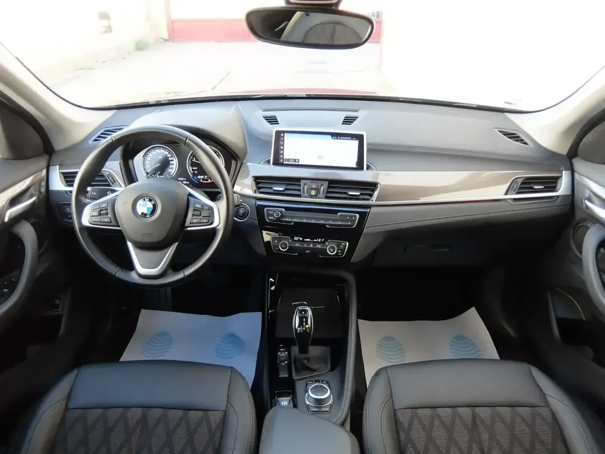 Używany BMW X1 Sport Line 150 KM (110 kW) 2022 Czarny SUV