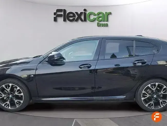 Usado BMW 120 170 CV (125 kW) 2025 Negro Utilitario