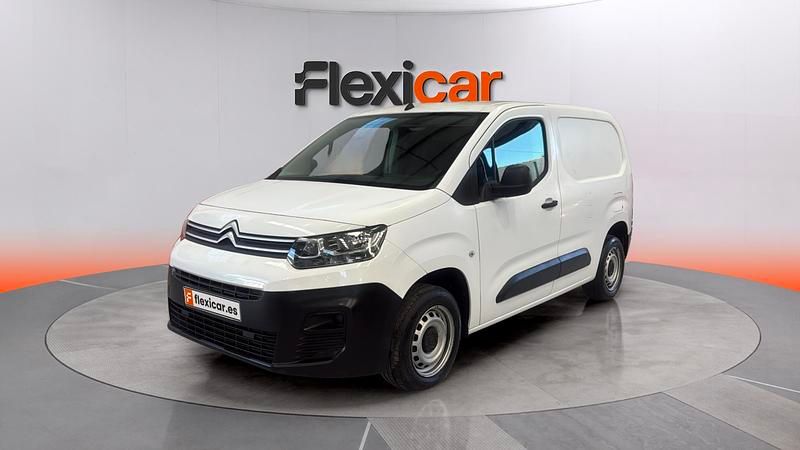 Usado Citroën Berlingo Live 102 CV (75 kW) 2020 Gris Monovolumen
