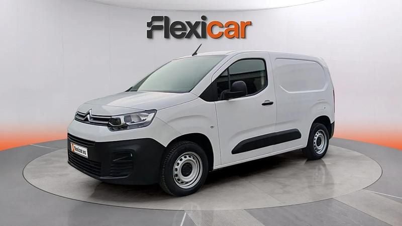 Usado Citroën Berlingo 103 CV (75 kW) 2021 Blanco Monovolumen