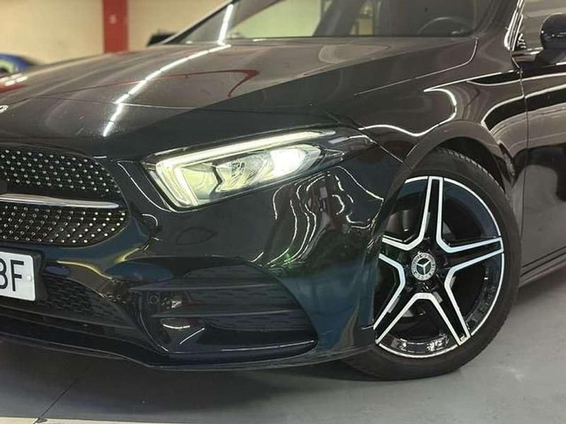 Usado Mercedes A200 150 CV (110 kW) 2022 Negro Utilitario