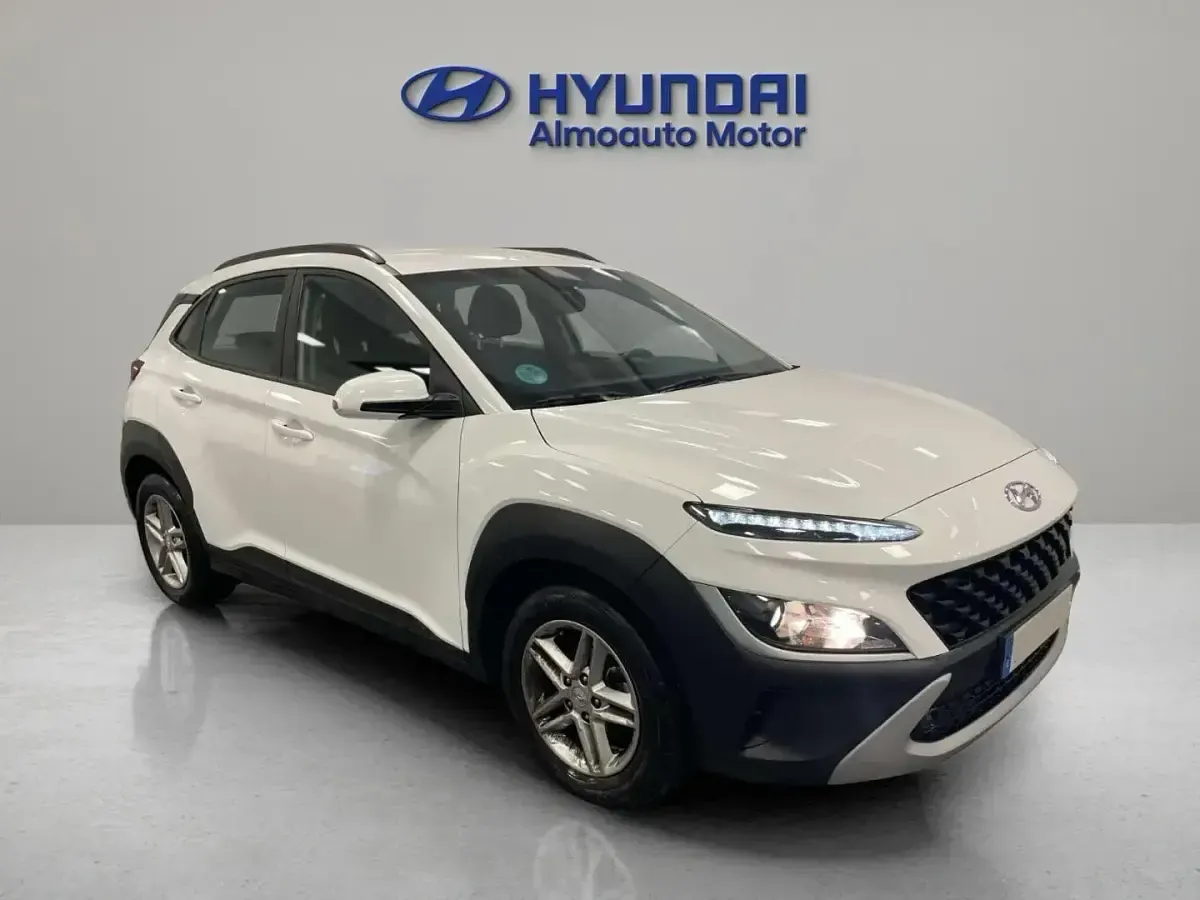 Usado Hyundai Kona 120 CV (88 kW) 2022 Blanco SUV