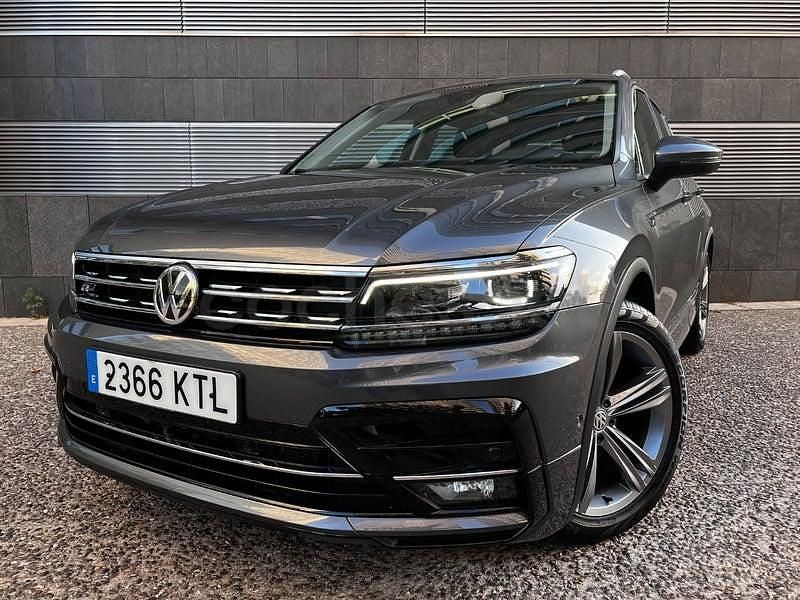 Usado VW Tiguan Sportline 150 CV (110 kW) 2019 Gris / plata SUV