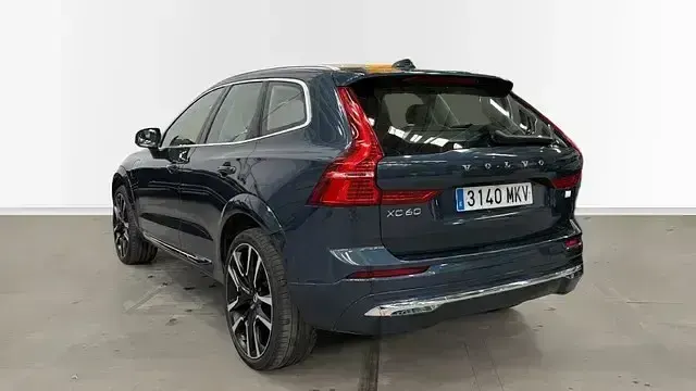 Usado Volvo XC60 Ultimate 350 CV (257 kW) 2023 Azul SUV