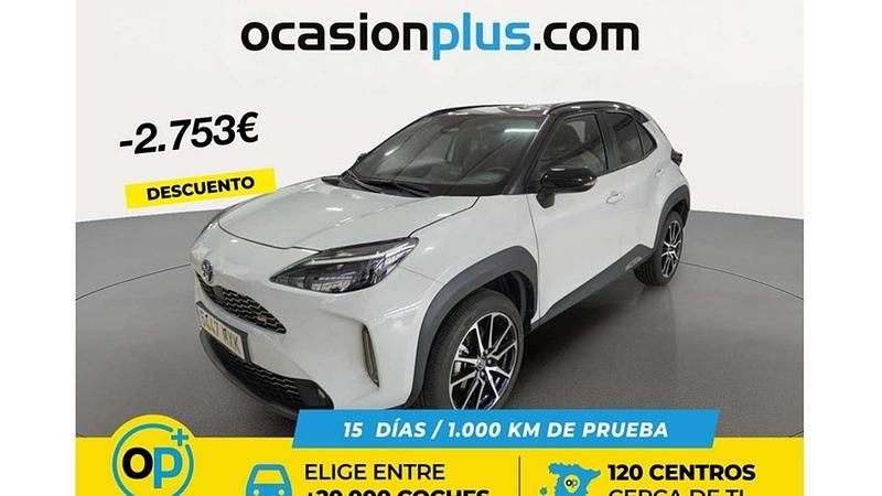 Usado Toyota Yaris Cross Sport 132 CV (97 kW) 2024 Gris SUV