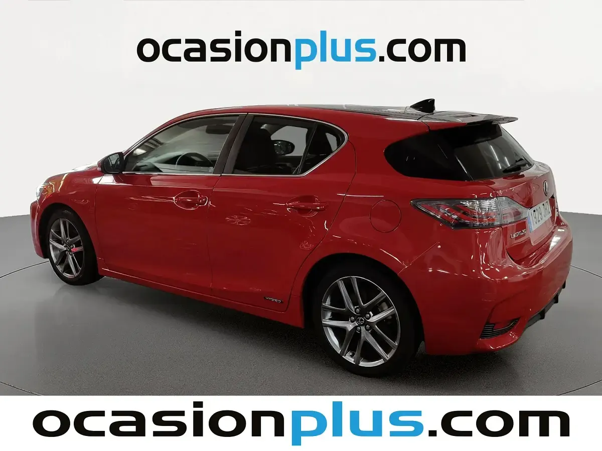 Usado Lexus CT200h Luxury Line 136 CV (100 kW) 2015 Rojo Utilitario
