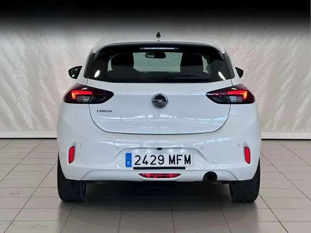 Usado Opel Corsa Edition 101 CV (74 kW) 2023 Blanco Utilitario
