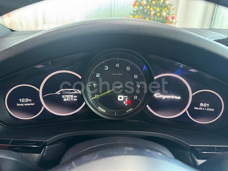 Usado Porsche Cayenne 462 CV (339 kW) 2021 Negro SUV