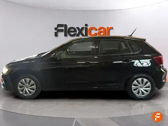 Usado VW Polo Advance 80 CV (58 kW) 2018 Negro Utilitario