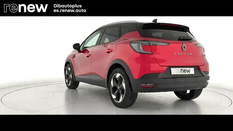 Usado Renault Captur Techno 100 CV (73 kW) 2025 Rojo SUV