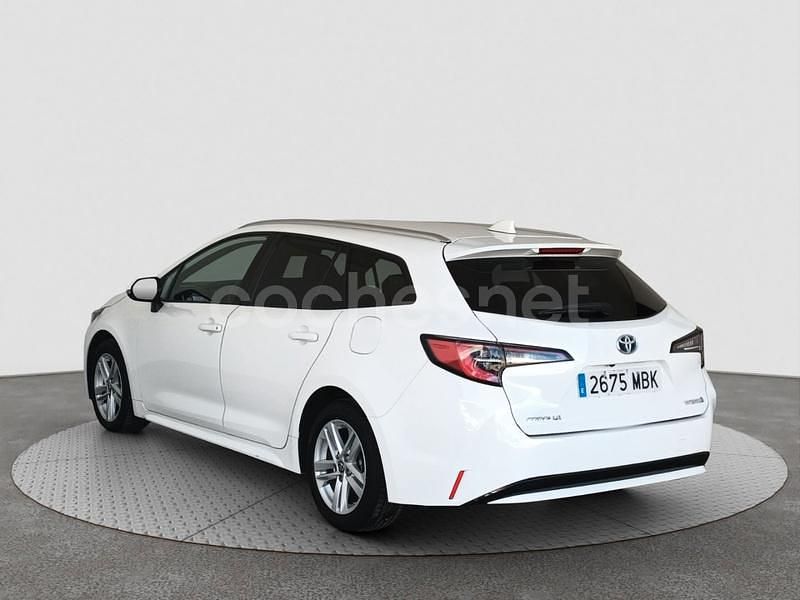 Usado Toyota Corolla Active 122 CV (89 kW) 2022 Blanco Familiar
