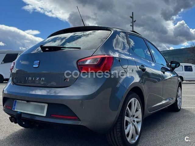 Usado Seat Ibiza FR 143 CV (105 kW) 2013 Gris / plata Berlina