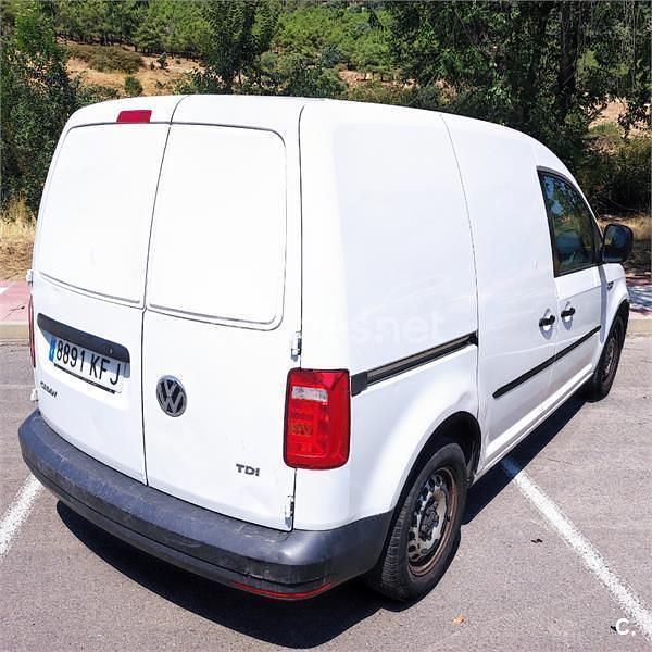 Usado VW Caddy Business 75 CV (55 kW) 2016 Blanco Monovolumen