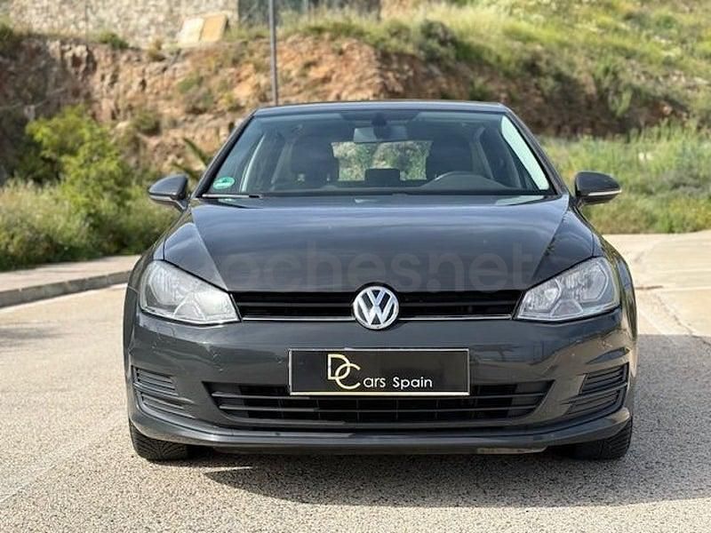 Usado VW Golf VII Advance 140 CV (102 kW) 2013 Gris / plata Berlina