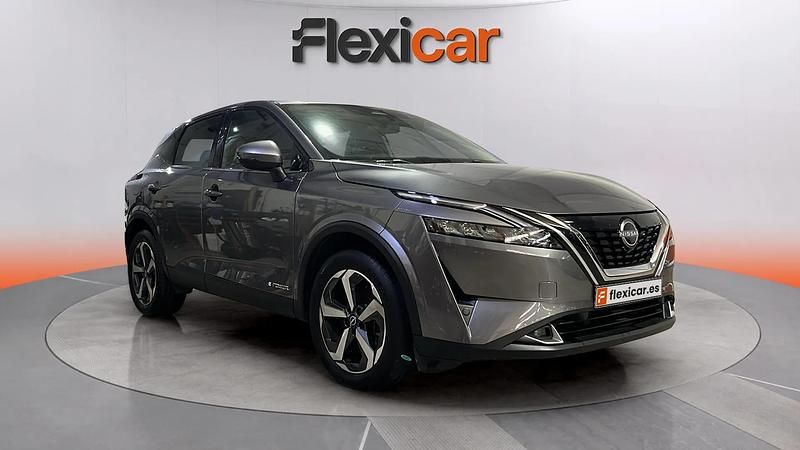 Usado Nissan Qashqai Acenta 190 CV (139 kW) 2024 Gris SUV