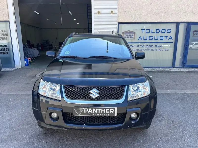 Usado Suzuki Grand Vitara 129 CV (94 kW) 2007 Negro SUV