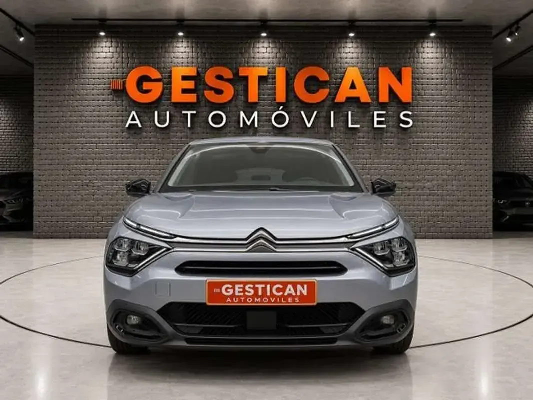Usado Citroën C4 Feel 101 CV (74 kW) 2024 Gris SUV