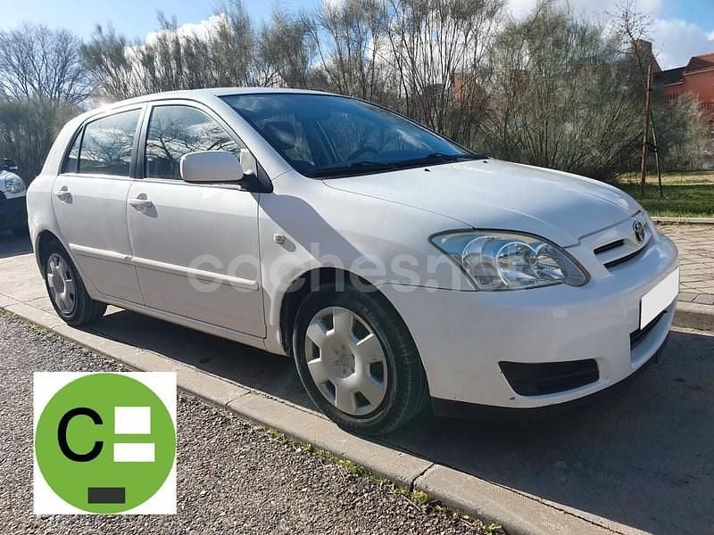 Usado Toyota Corolla Terra 110 CV (80 kW) 2005 Blanco Berlina
