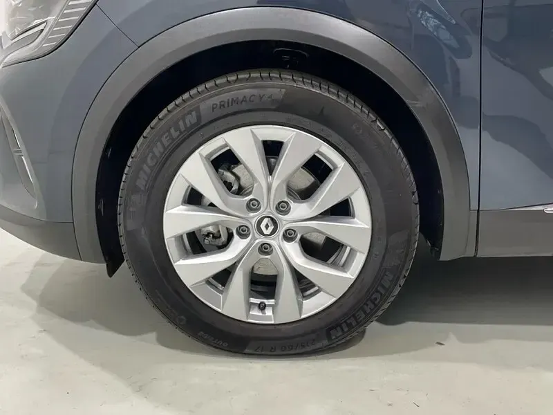 Usado Renault Captur Zen 160 CV (117 kW) 2021 Azul SUV