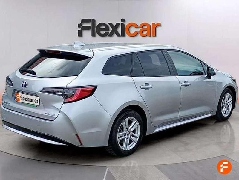 Usado Toyota Corolla Active 140 CV (102 kW) 2023 Gris Familiar