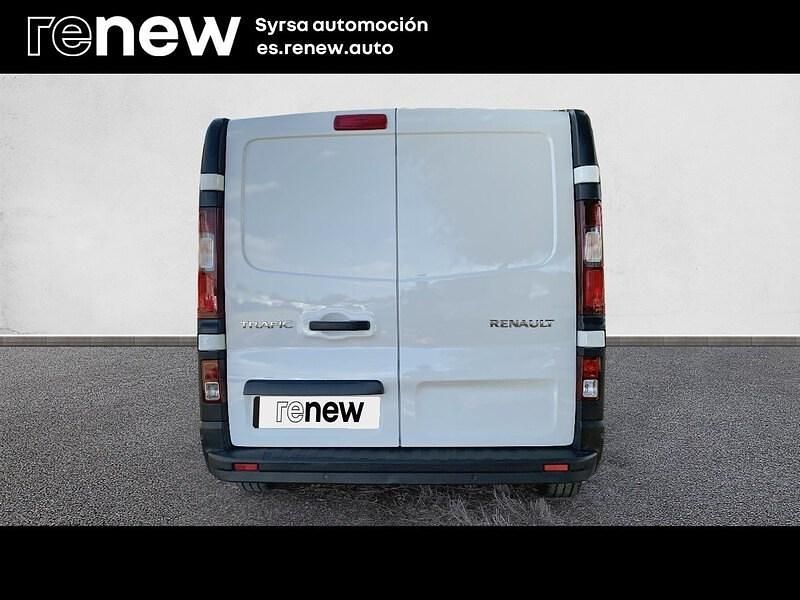 Usado Renault Trafic 130 CV (95 kW) 2023 Blanco Monovolumen