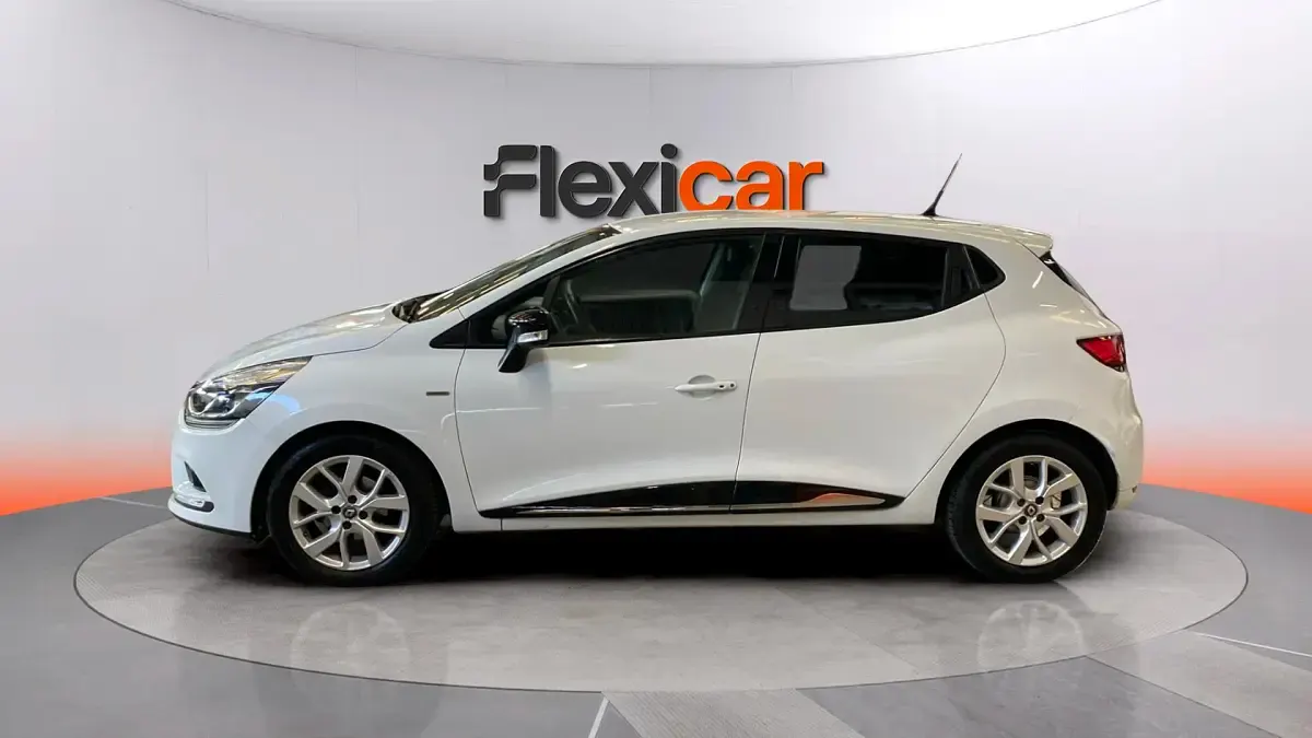 Usado Renault Clio IV Intens 90 CV (66 kW) 2019 Blanco Berlina