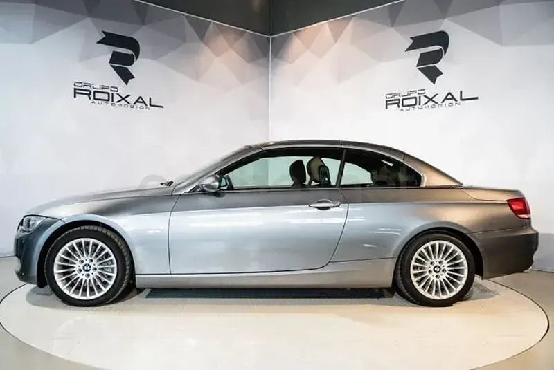 Usado BMW 325 Cabriolet Comfort Edition 197 CV (144 kW) 2008 Gris / plata Descapotable