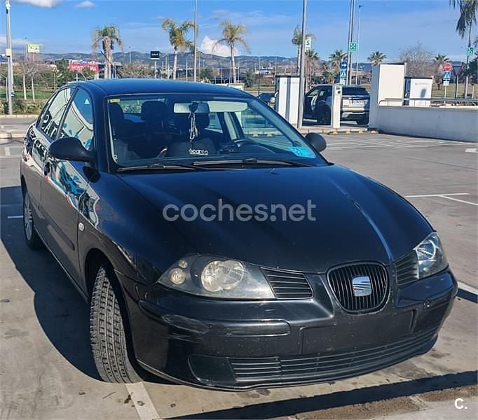 Negro Usado 2005 Seat Cordoba Reference Berlina | 1700 € (Precio justo) - Imagen 1/4