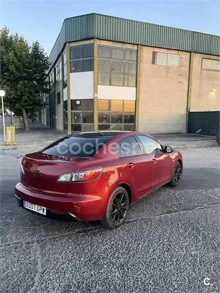 Usado Mazda 3 Active 105 CV (77 kW) 2009 Granate Berlina