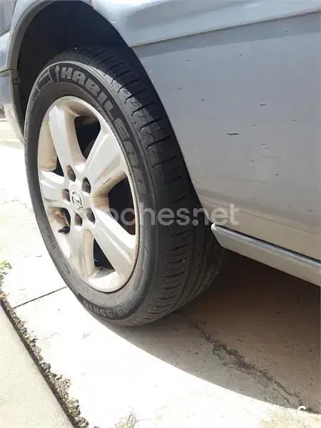 Usado Opel Zafira 100 CV (73 kW) 2004 Gris / plata Monovolumen