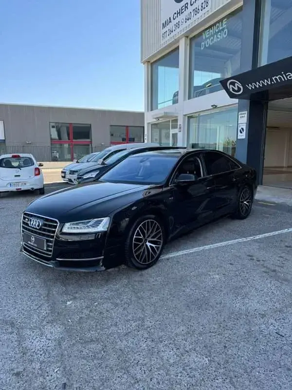Usado Audi S8 520 CV (382 kW) 2016 Negro Berlina