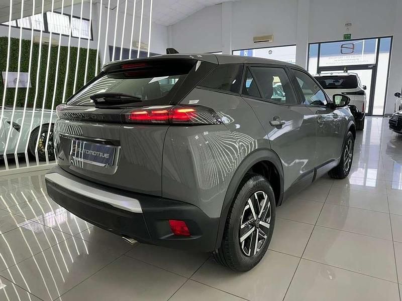 Usado Peugeot 2008 Active 131 CV (96 kW) 2024 Gris SUV