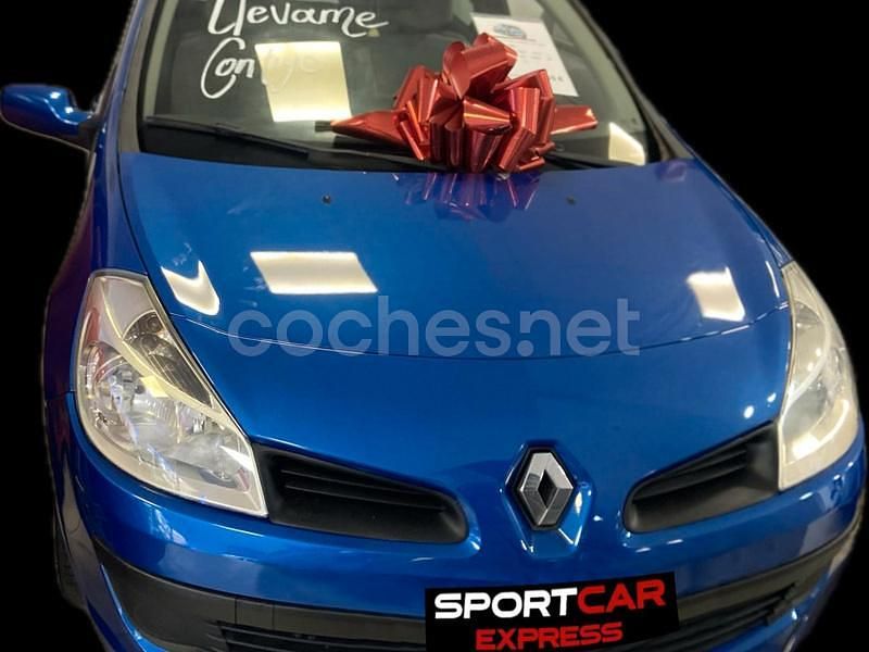 Azul Usado 2007 Renault Clio II Authentique Berlina | 4900 € (Un poco caro) - Imagen 1/4