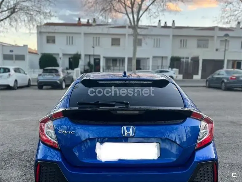 Usado Honda Civic Dynamic 129 CV (94 kW) 2019 Azul Berlina