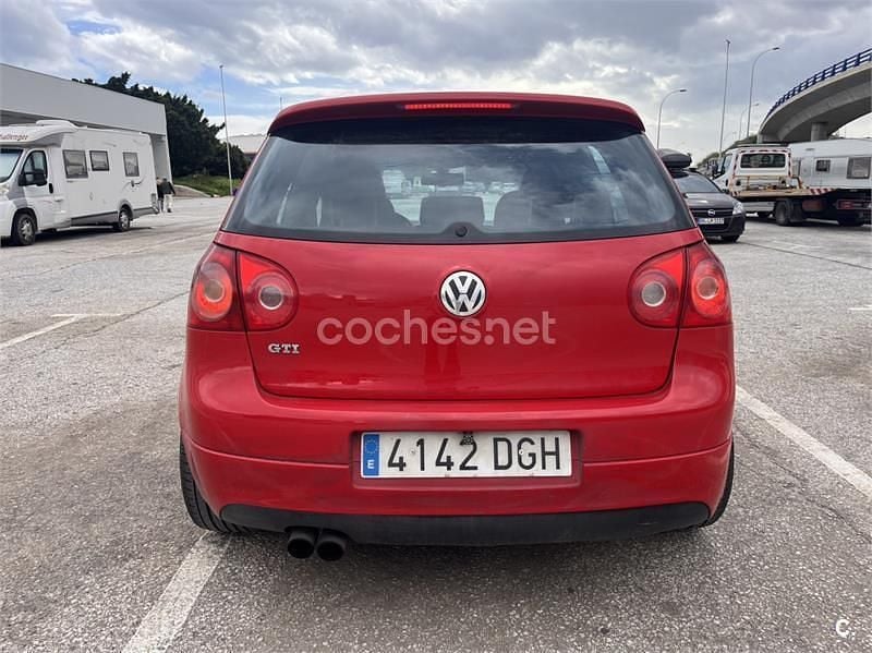 Usado VW Golf IV GTI 200 CV (147 kW) 2005 Rojo Berlina