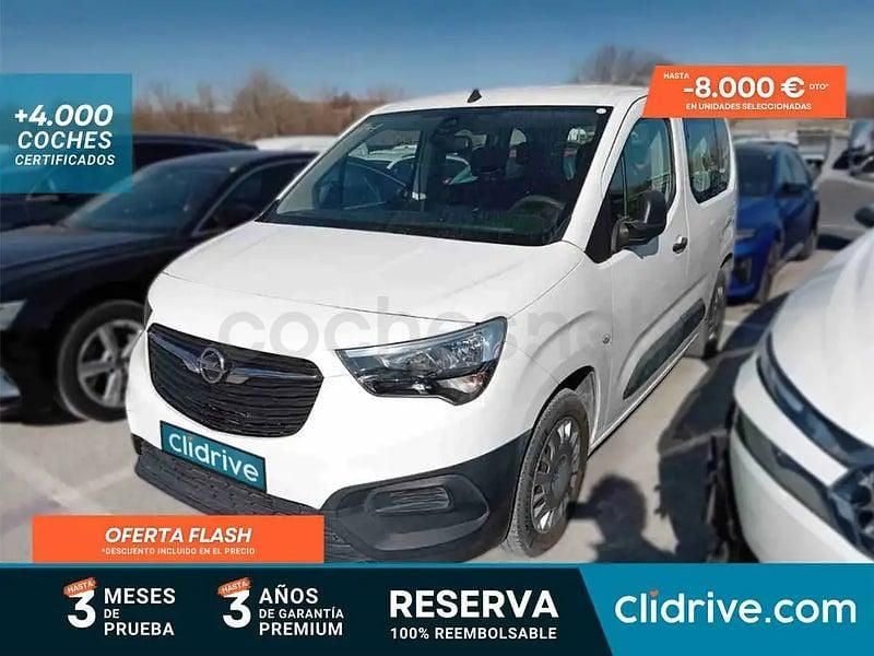 Usado Opel Combo Life Selective 102 CV (75 kW) 2020 Blanco Monovolumen