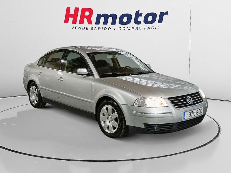 Gris Usado 2000 VW Passat Comfortline Berlina | 2990 € - Imagen 1/4
