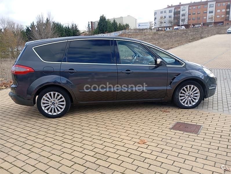 Azul Usado 2010 Ford S-MAX Titanium Monovolumen | 4300 € (Buen precio) - Imagen 1/4