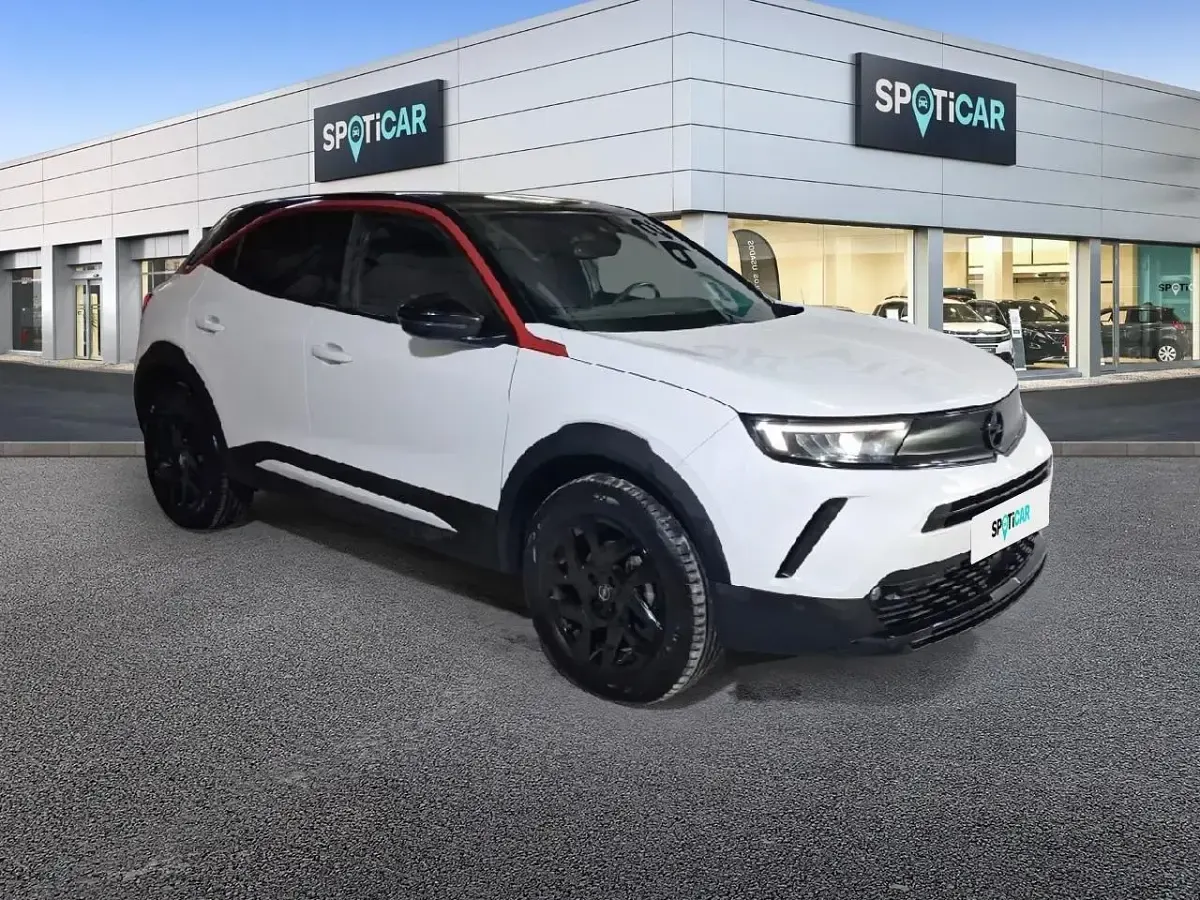 Usado Opel Mokka GS Line 130 CV (95 kW) 2023 Blanco SUV
