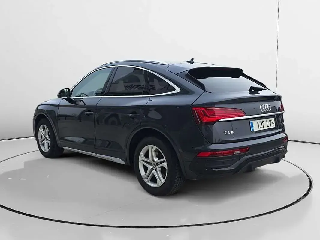 Usado Audi Q5 Sportback Advanced 163 CV (119 kW) 2022 Gris SUV