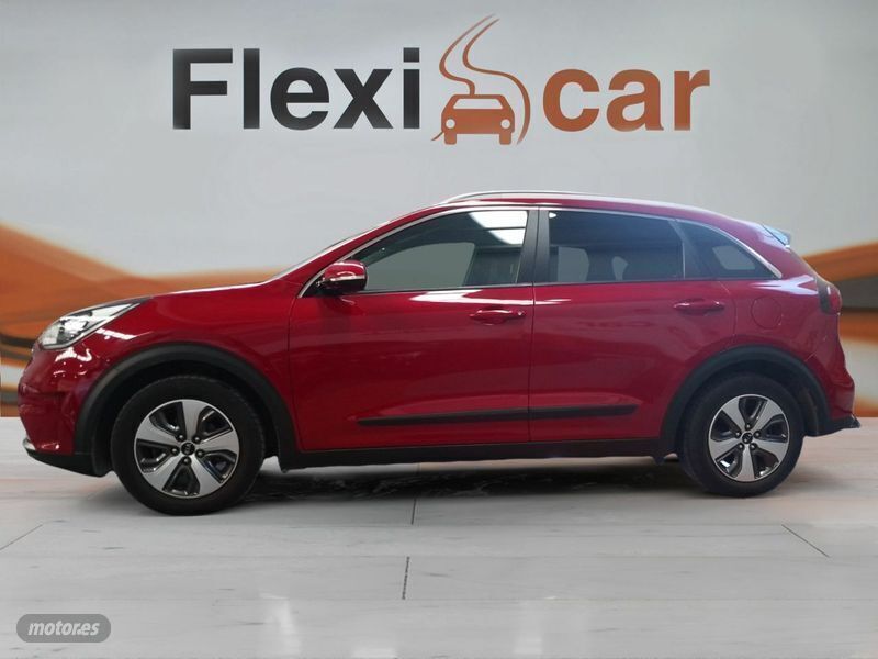 Usado Kia Niro 141 CV (103 kW) 2018 Rojo SUV
