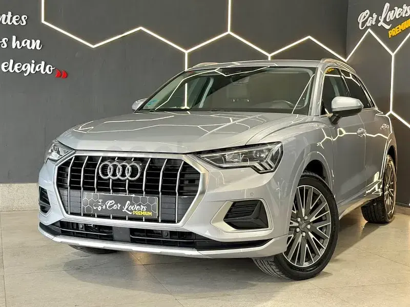 Usado Audi Q3 Sportback S-Line 150 CV (110 kW) 2019 Gris / plata SUV