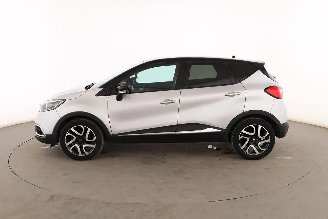 Usado Renault Captur Zen 120 CV (88 kW) 2014 Gris SUV
