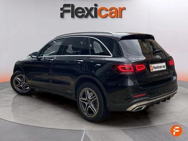 Usado Mercedes GLC300 245 CV (180 kW) 2020 Negro SUV
