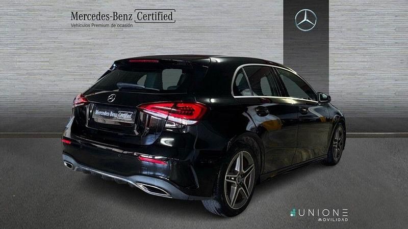 Usado Mercedes A180 136 CV (100 kW) 2022 Negro