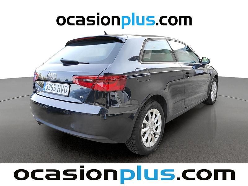 Usado Audi A3 Attraction 105 CV (77 kW) 2014 Negro Utilitario