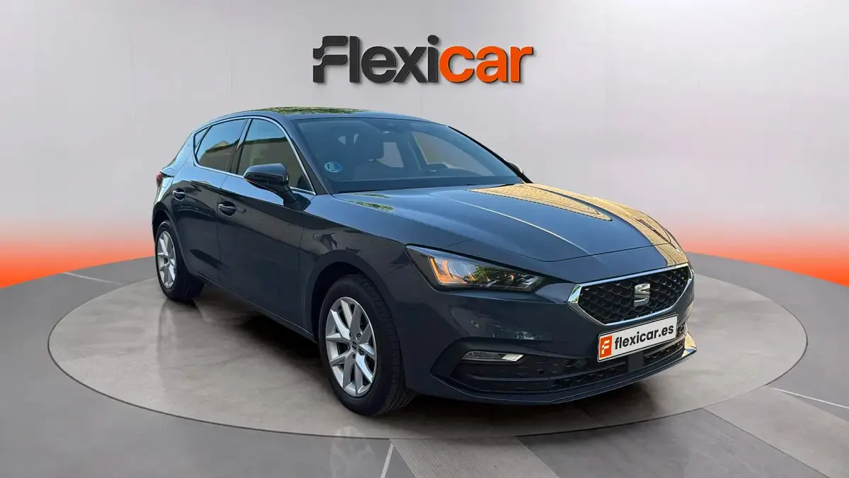 Usado Seat Leon Style 116 CV (85 kW) 2025 Berlina